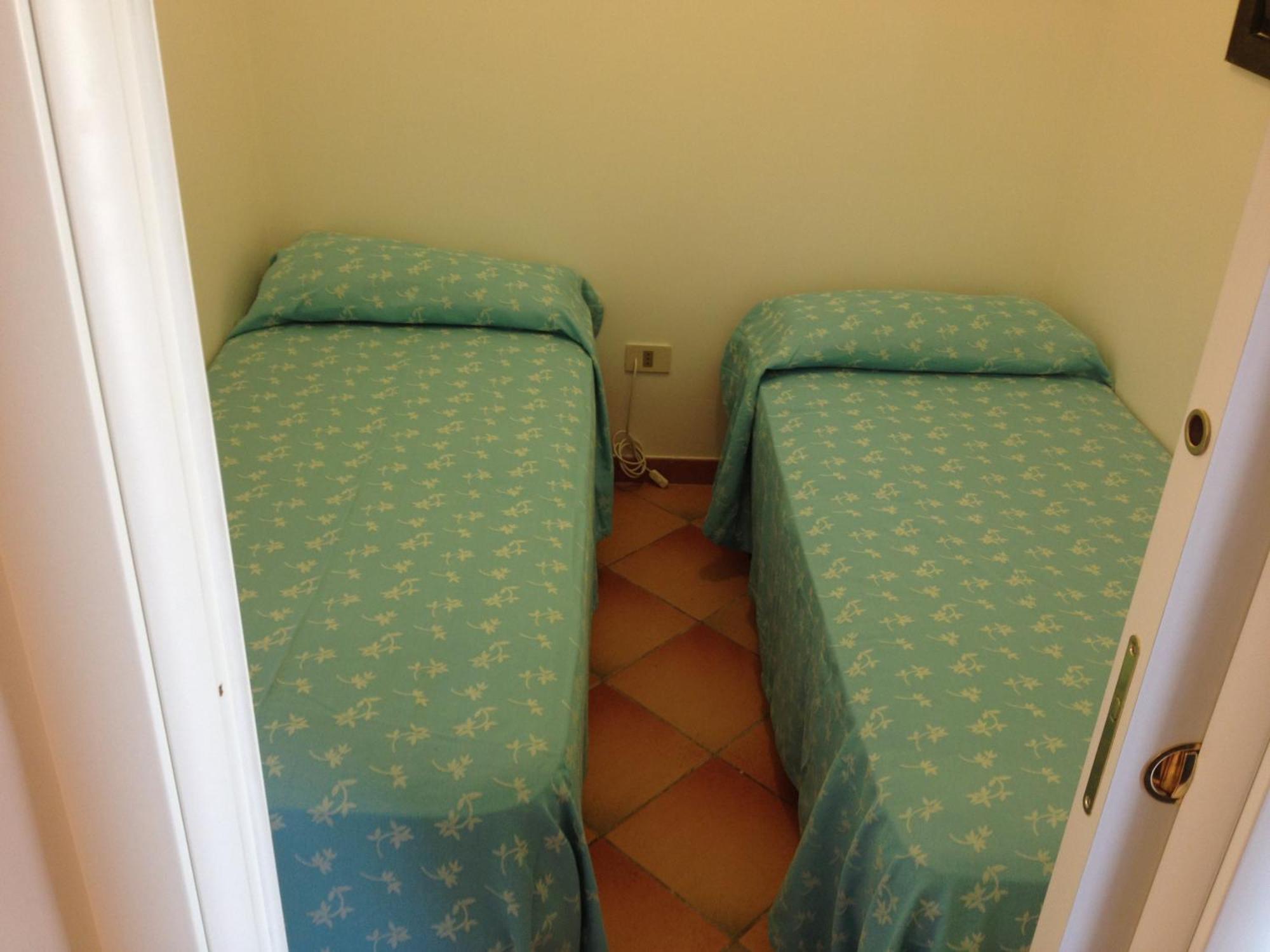 Villa Al Mare Baia Emiri Mazzaforno Cefalù Exteriör bild