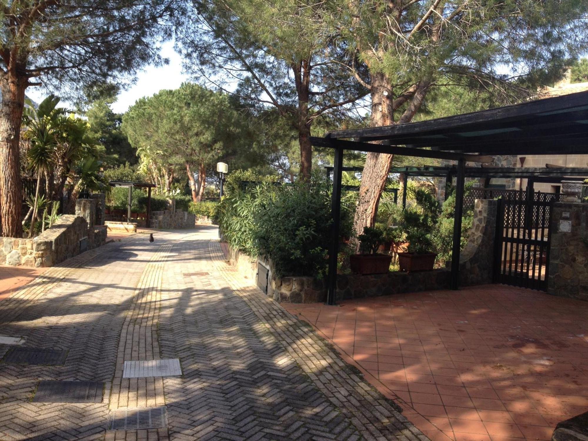 Villa Al Mare Baia Emiri Mazzaforno Cefalù Exteriör bild